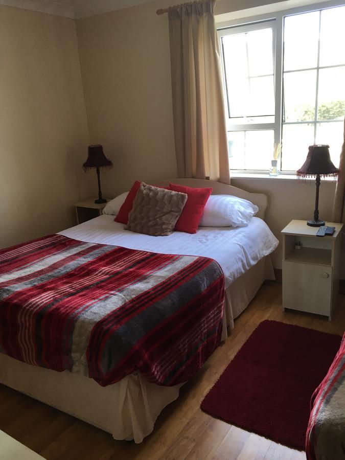קלנקולומבקיל Shashas Apartment Gleanndobhar מראה חיצוני תמונה